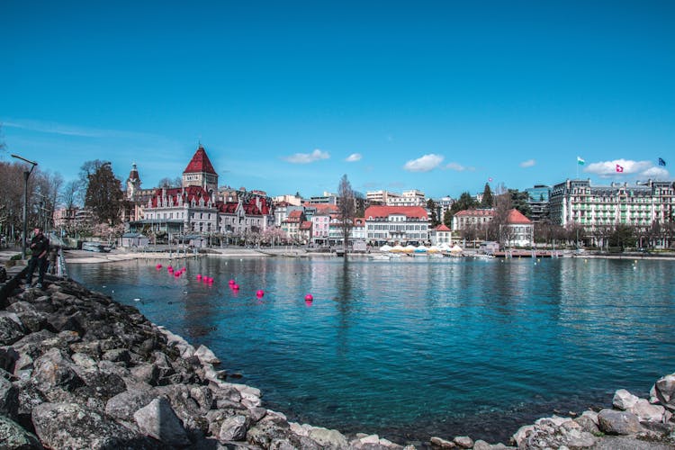 Explore the Instaworthy spots of Lausanne with a local