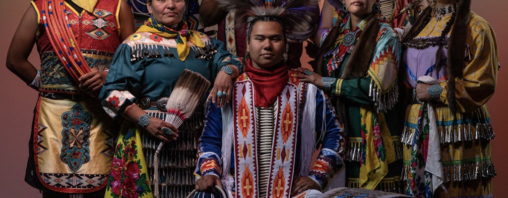 Red Heritage Indigenous show with dinner