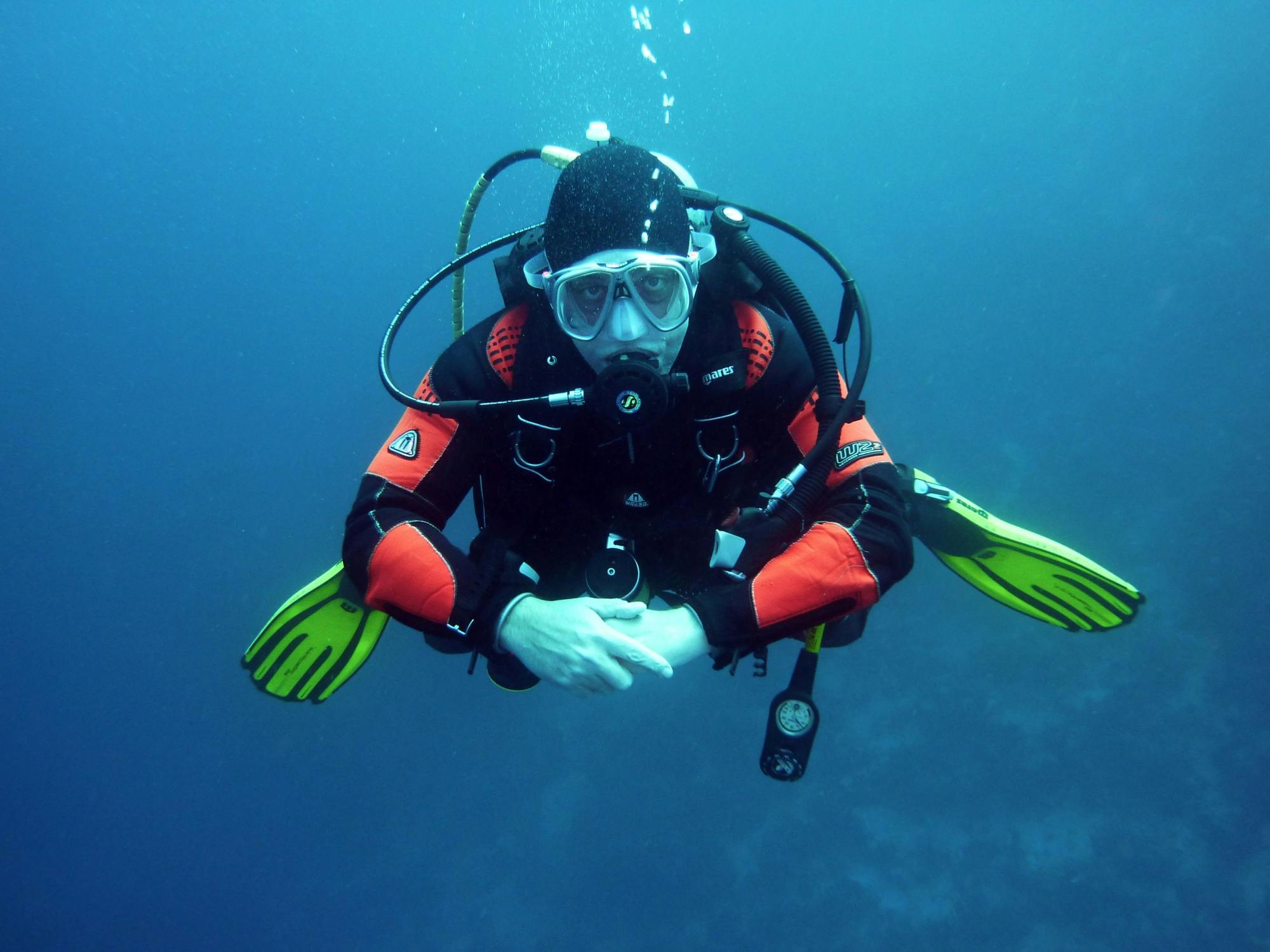 Expérience de plongée sous-marine avec instructeur de plongée à Aci Castello