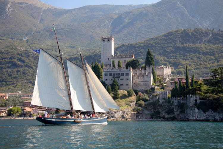 Leisurely Cruise to Gargnano from Malcesine