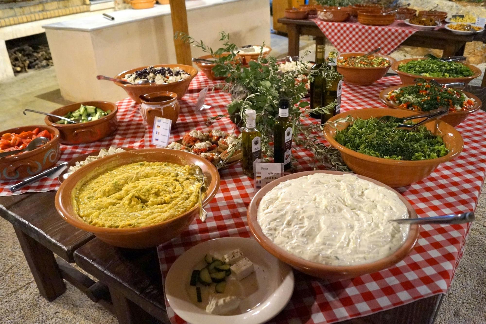 Cretan Evening Events at Lyrakis Family Estate