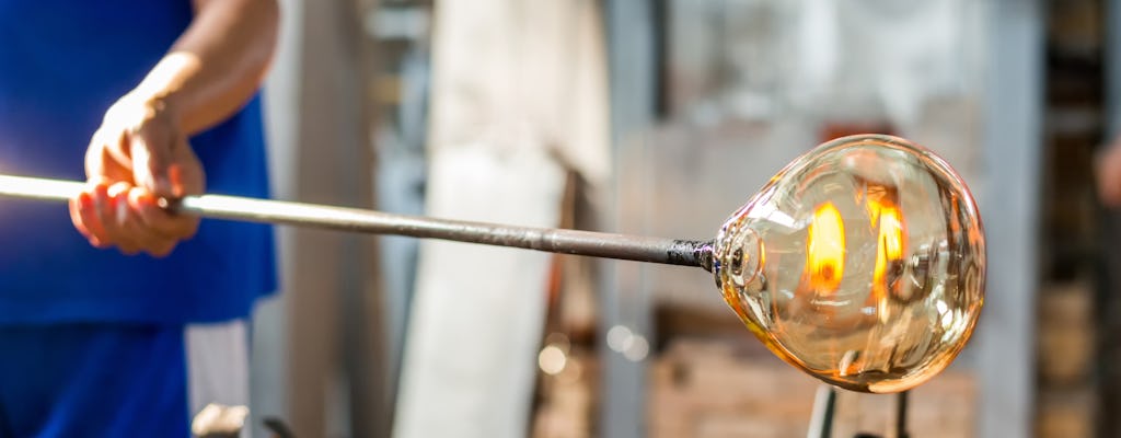 Japanese craft culture with 30 minutes blown glass experience