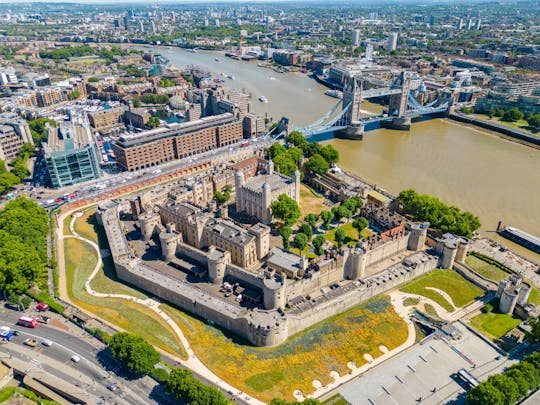 Geführte Tour durch Westminster, Flusskreuzfahrt und Eintrittskarten für den Tower of London