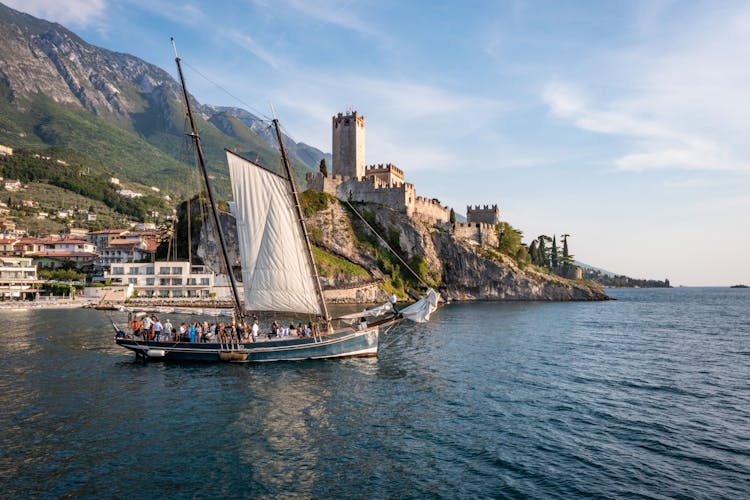 Siora Veronica Lake Garda Panoramic Cruise