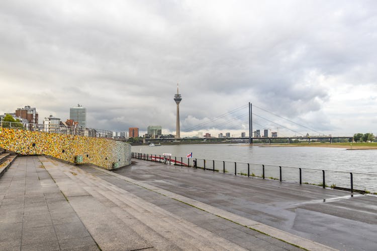 Instagram tour of Düsseldorf with a private local guide
