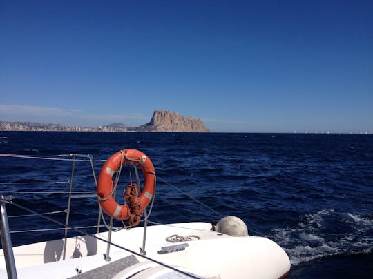 Catamaran cruise with swimming stops in the Serra Gelada from Altea