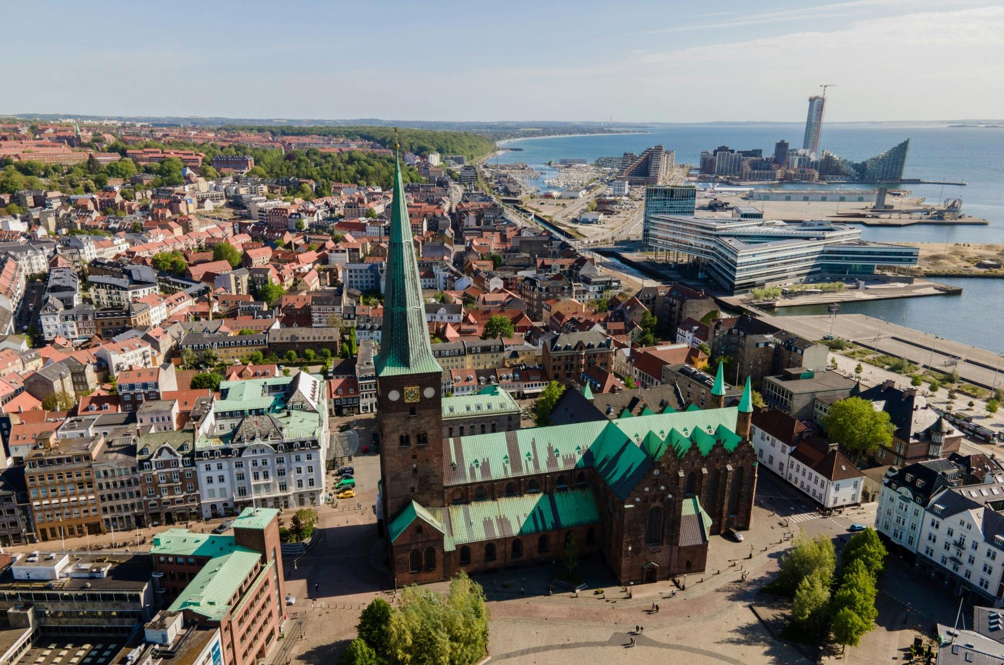 Zelfgeleide mysteriewandeling: sabotage in Aarhus