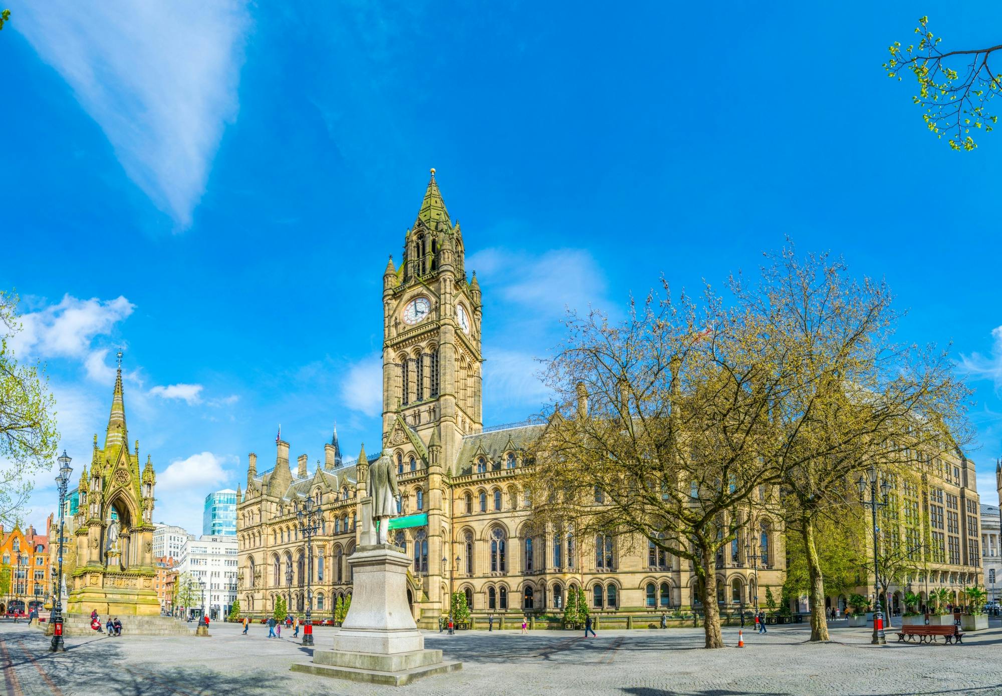 Manchester self-guided walking tour of the city center