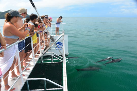 catamaran cruise door de Biesanzbaai met Transfer