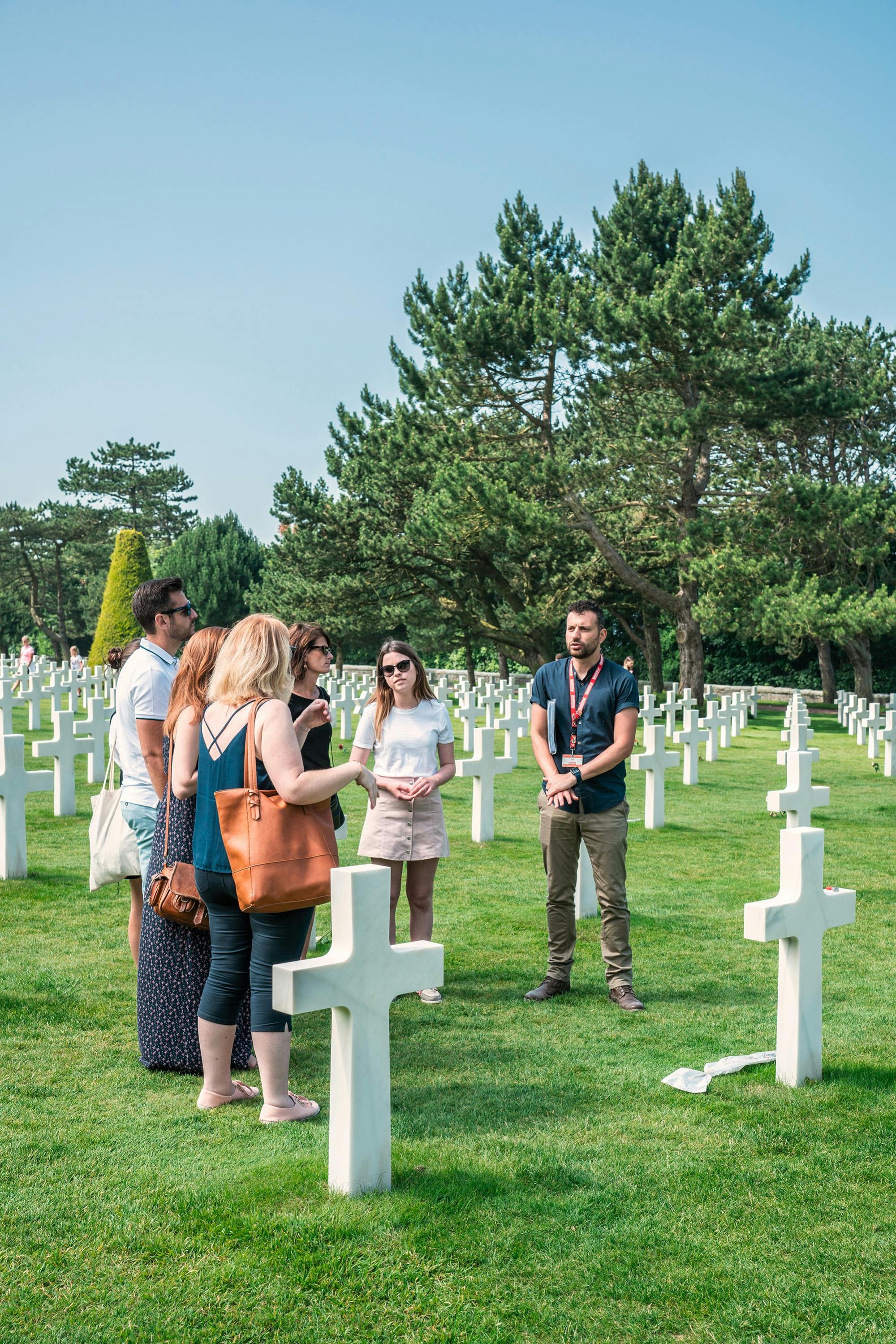 Visita guiada en grupos pequeños de los sitios clave del Día D y el Museo Memorial de Caen