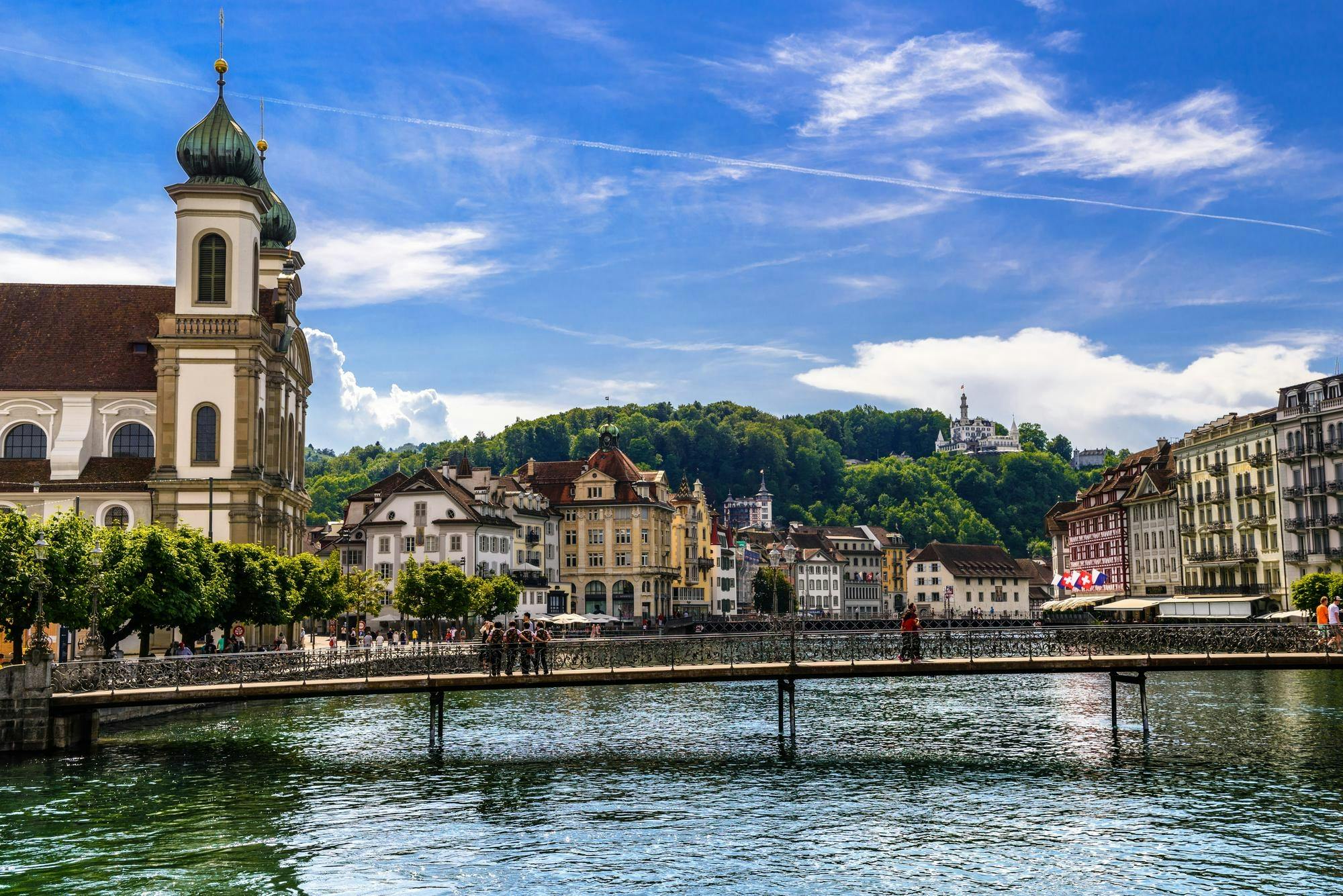 Tour of Lucerne's instagrammable spots with a local