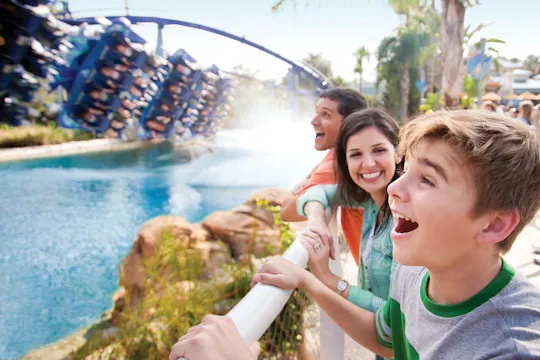 SeaWorld, Aquatica & Busch Gardens 3-Park Ticket (BUNDLE ONLY) 2026
