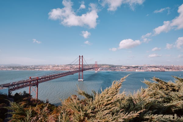 Lizbona 48-godzinny rejs po rzece z możliwością wsiadania i wysiadania oraz wycieczka autobusowa Belém i Cascais