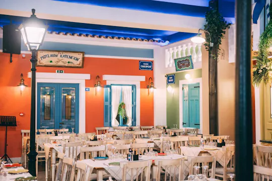 Greek food and live music evening at Popolaros Taverna