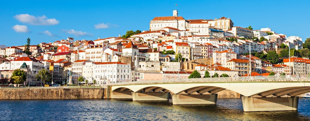 Visite privée d'une journée à Coimbra et Fatima au départ de Porto