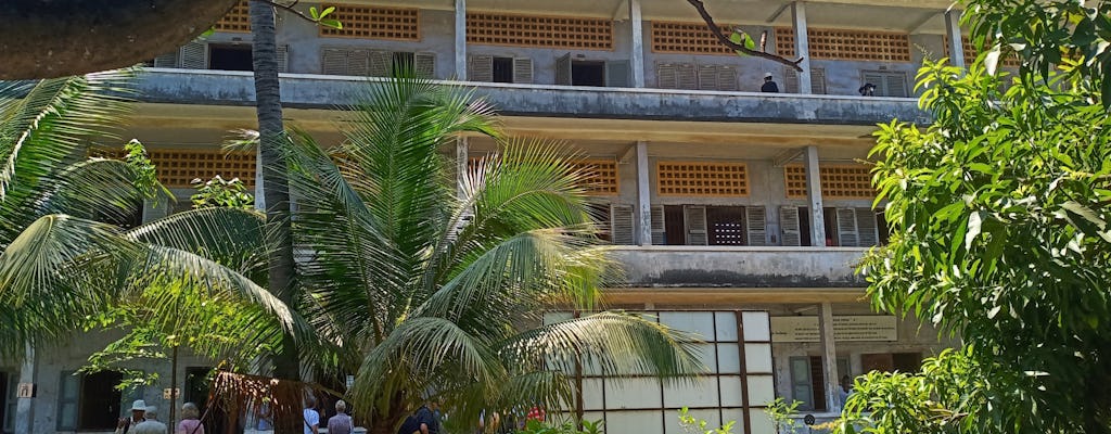 Tour privado al campo de exterminio y al museo genocida en Phnom Penh