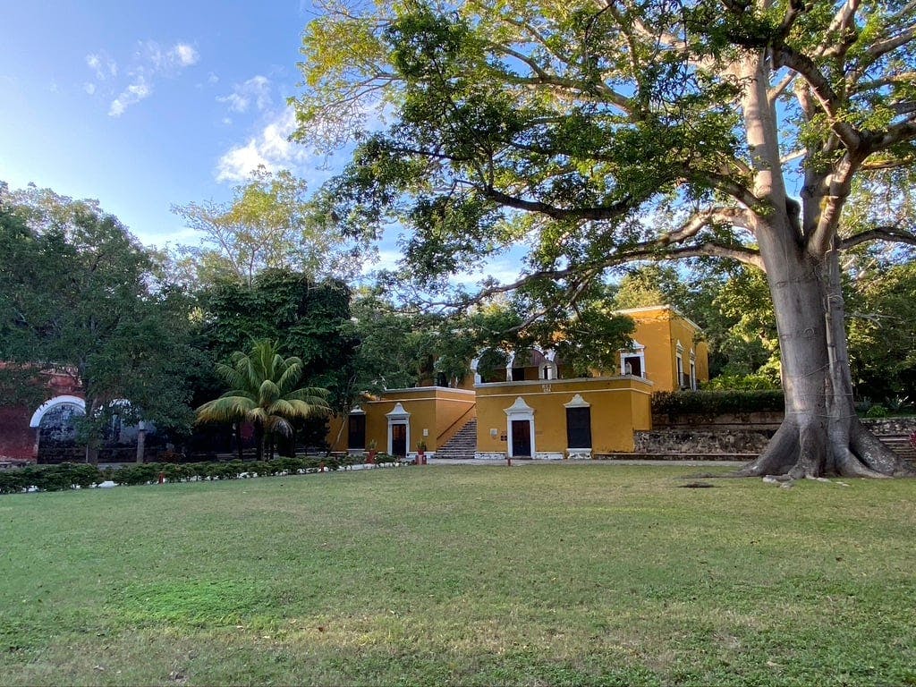 Edzna Archeologische Site & Haciendas Tour