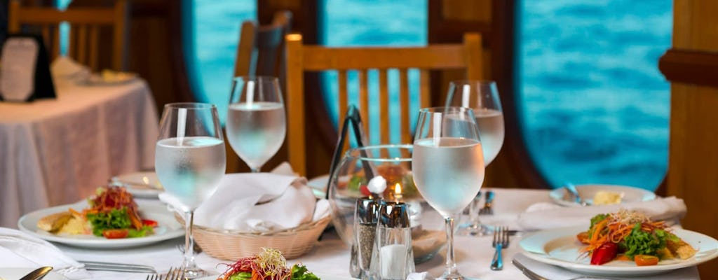Los Cabos Premium Dinner Cruise and Show