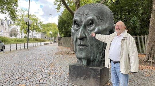 City tour through Bonn on the trail of the KGB, Stasi and Co