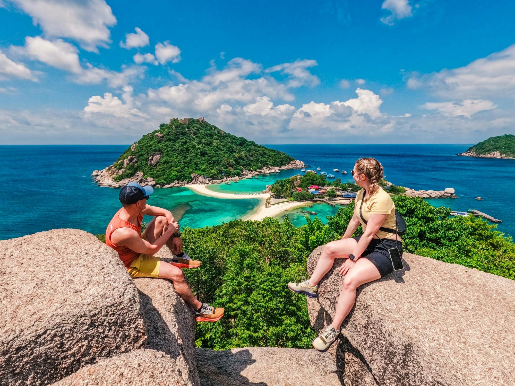 Tour to Koh Nang Yuan and Tao from Samui with lunch