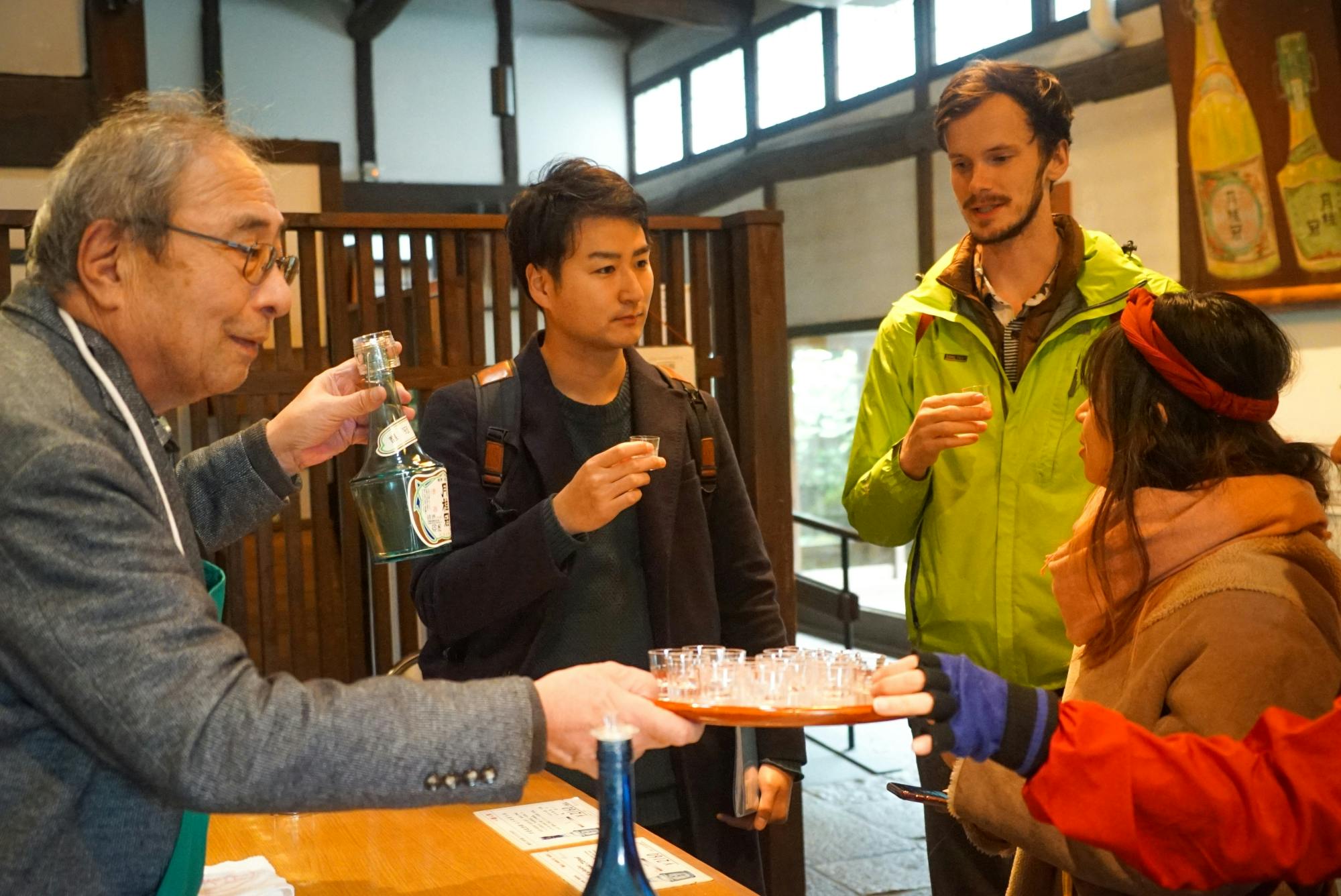 Visita de degustación y cervecería de sake de Kioto