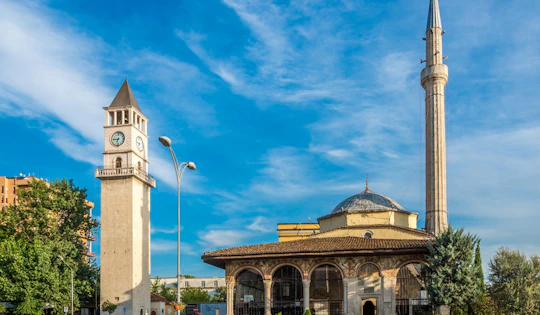 Tirana guided walking tour