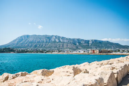 Katamaran-Ausflug an der Costa Blanca ab Dénia mit Mittagessen