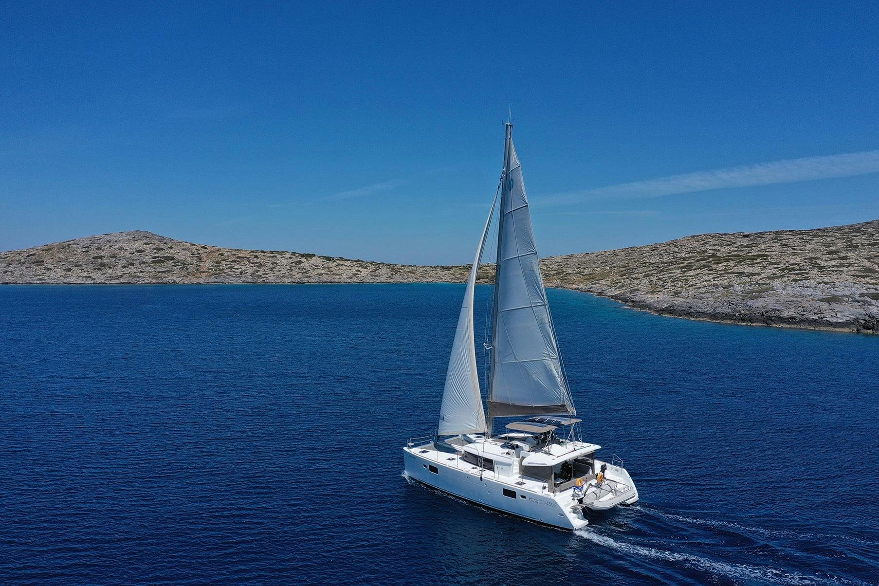 Croisière en catamaran confortable dans la baie de Mirabello depuis Agios Nikolaos