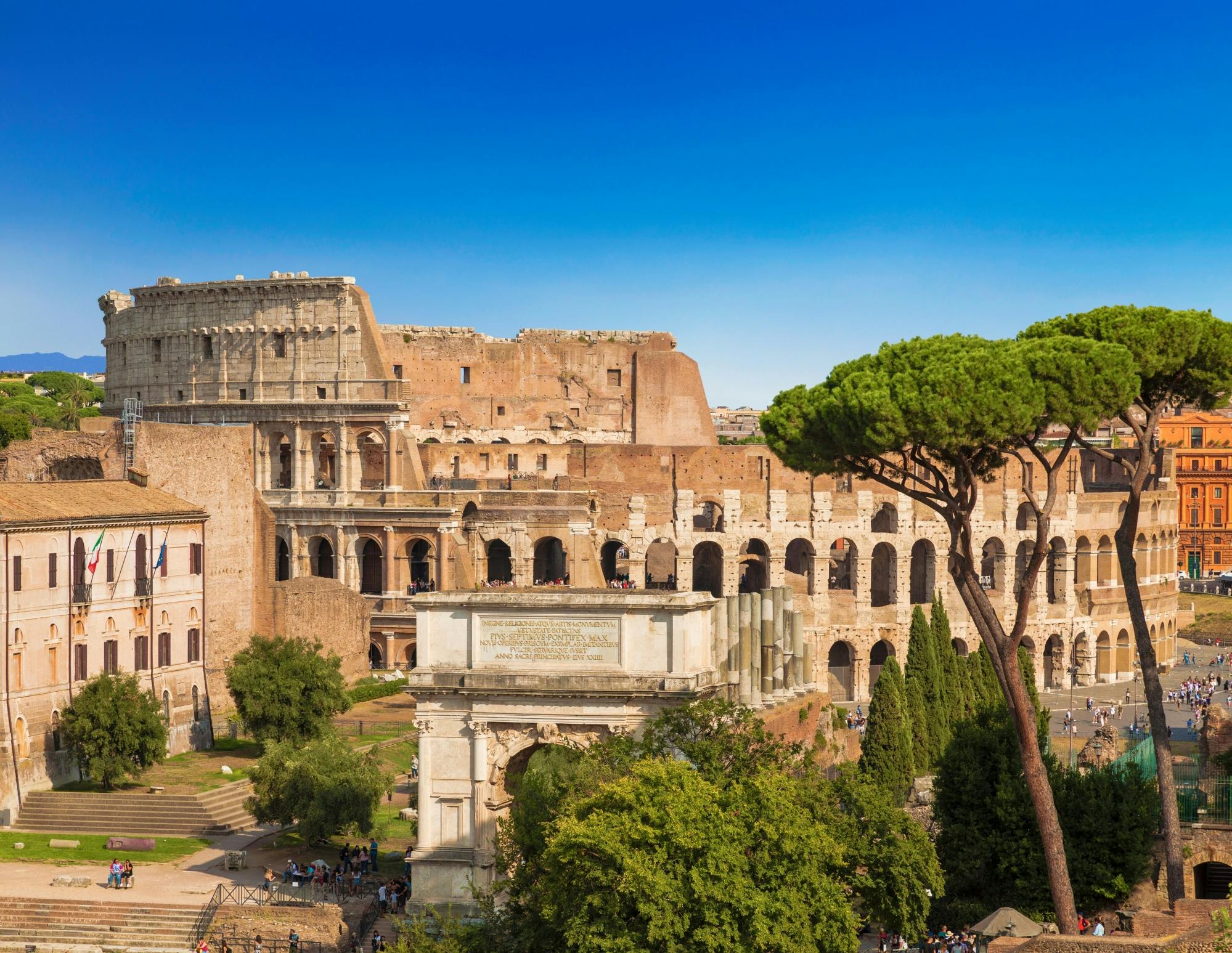 Tour semiprivado del Coliseo con la arena, el foro y el monte Palatino