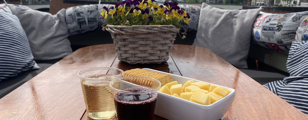 Amsterdam's canals tour with cheese and drinks tasting
