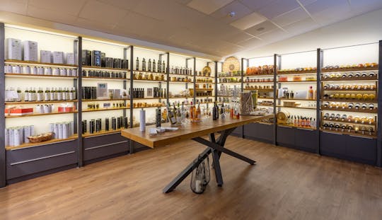 Degustazione di olio d'oliva e sapori cretesi con visita guidata e pranzo