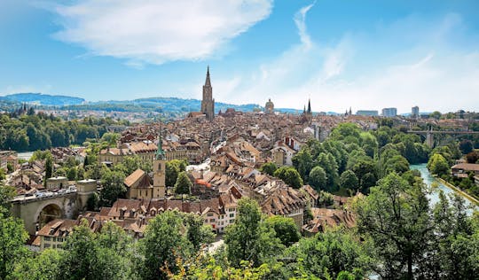 Explore os melhores pontos de Berna com um local