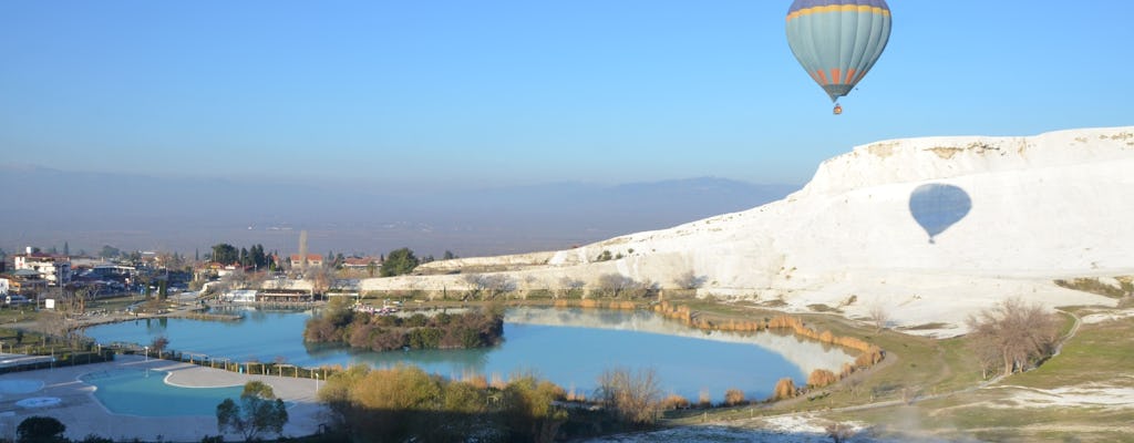 Experiência de balão de ar quente ao nascer do sol em Pamukkale e visita a Hierápolis