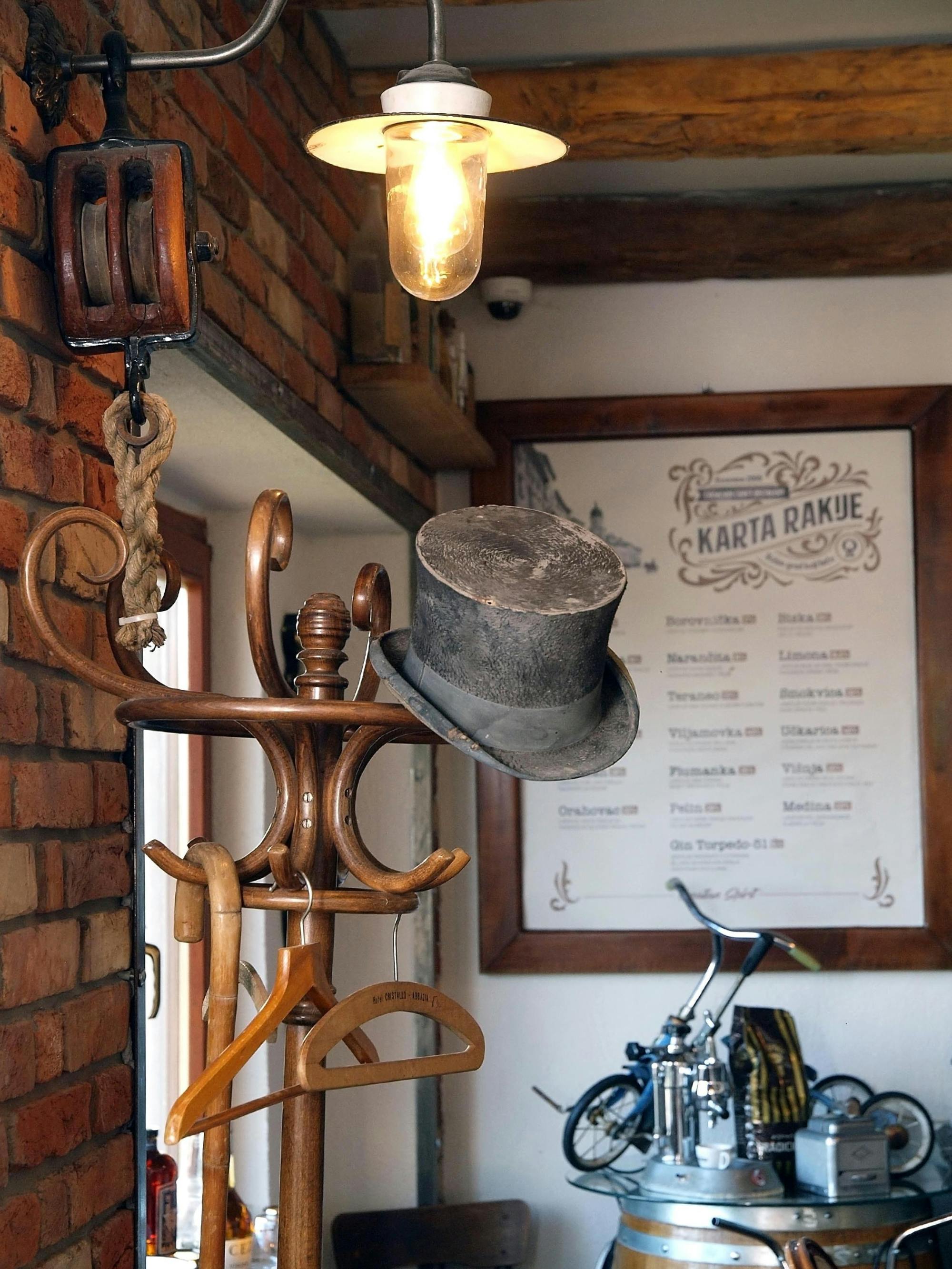 Veprinac Tour with Craft Distillery Visit