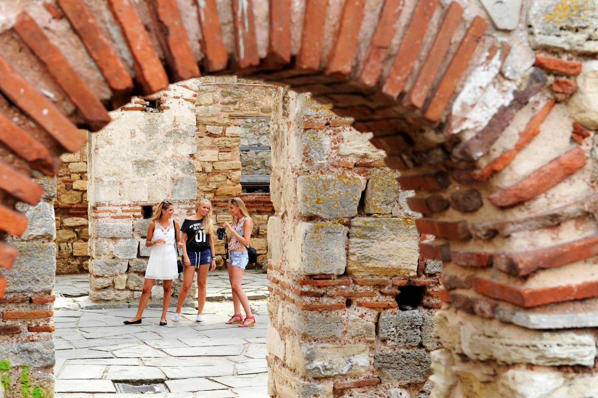 Nessebar Tour and Catamaran Cruise