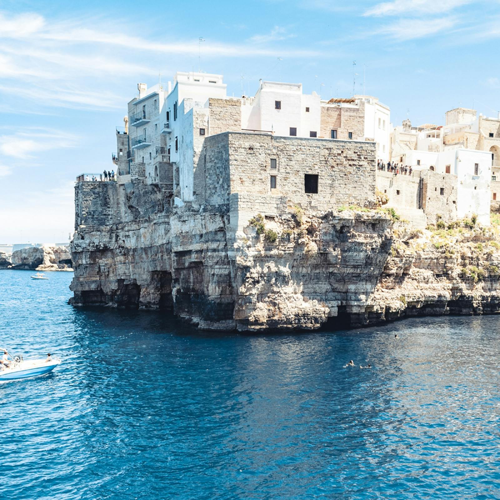 Interactive city discovery adventure game in Polignano Musement