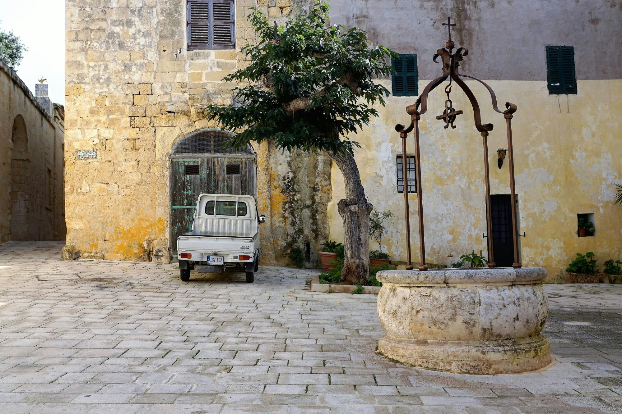 Mosta, Mdina & St. Paul's Catacombs Small Group Tour