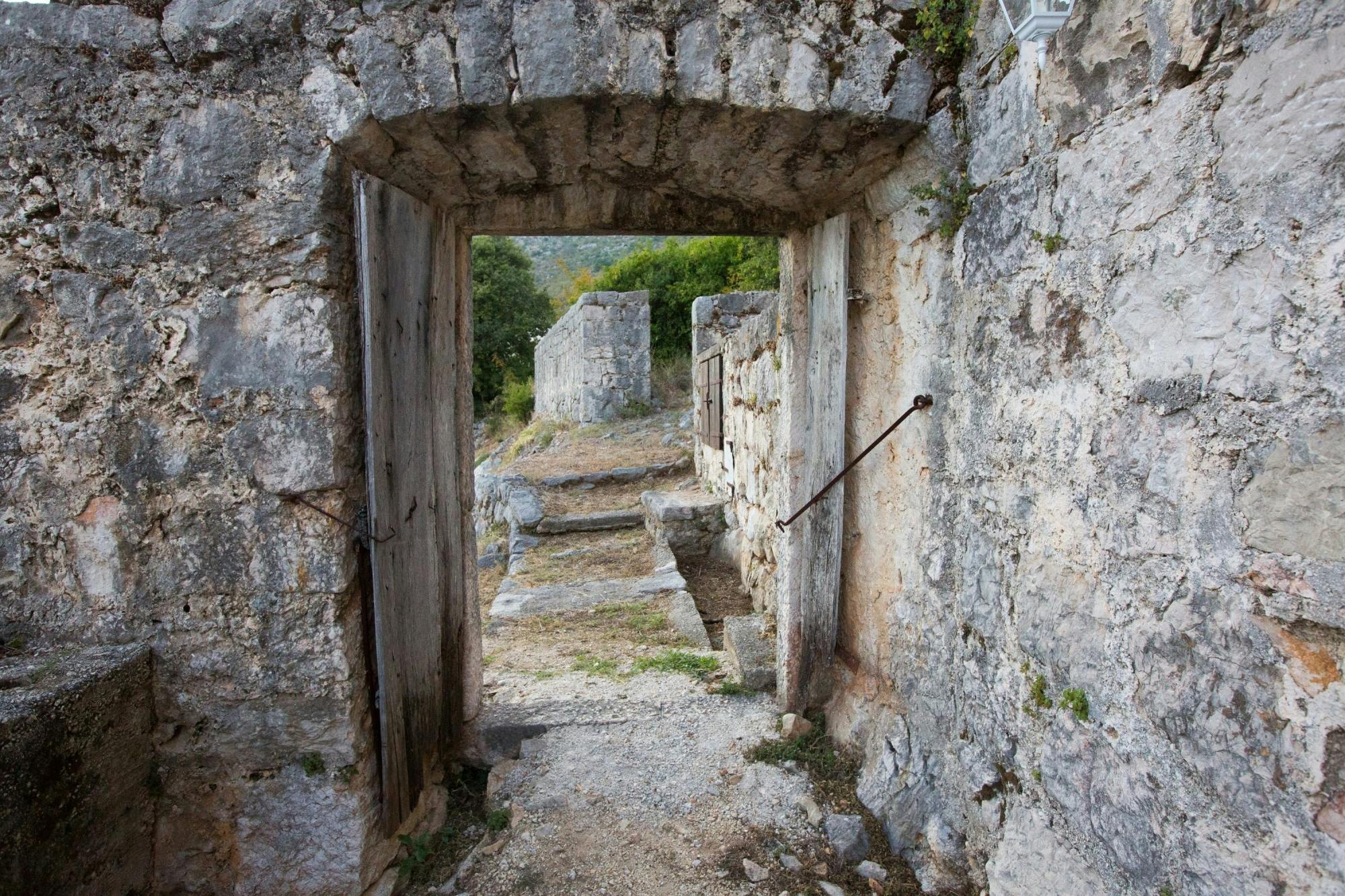 Orašac and Ljubač Villages Tour with Local Delicacy Tastings