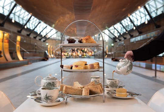 Entrance at the Cutty Sark with afternoon tea