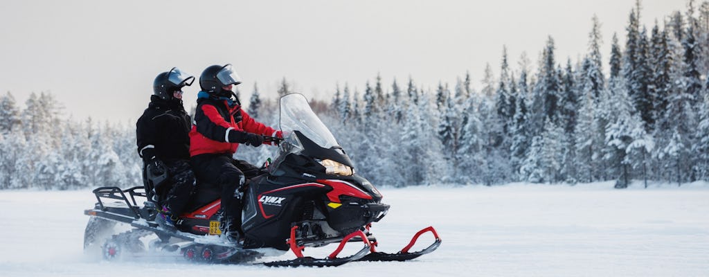 Safari de moto de neve de 70 km em Rovaniemi