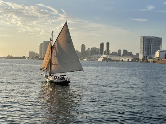 Private vintage yacht cruise in San Diego