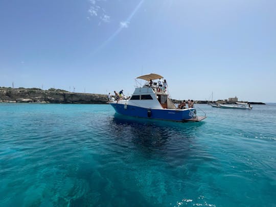 Yacht tour of Favignana and Levanzo from Trapani