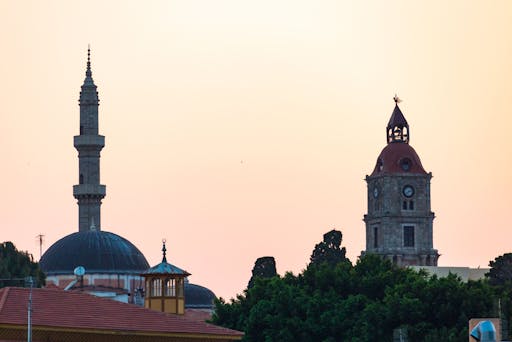 Rhodes Town Tour by Night with Dinner