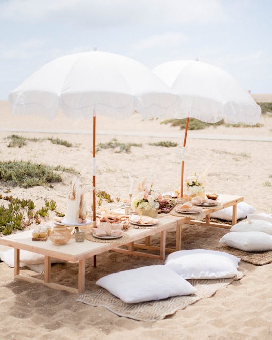 Private picnic on a Saint Martin beach