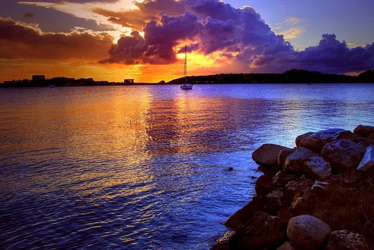 bokun-743722-5630930