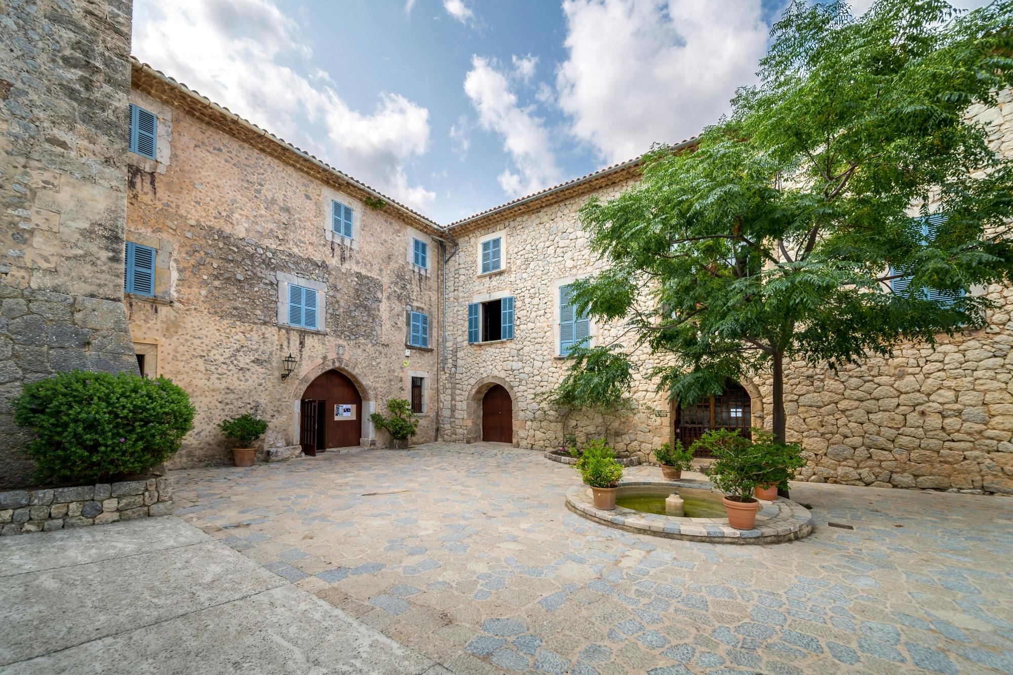 Valldemossa, Son Marroig and Soller Tour with Historic Train