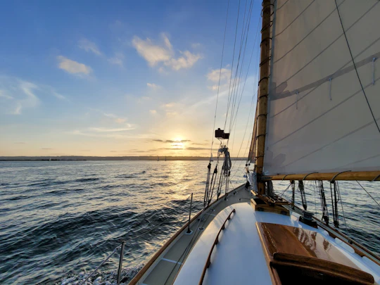 Sunset  yacht cruise in San Diego