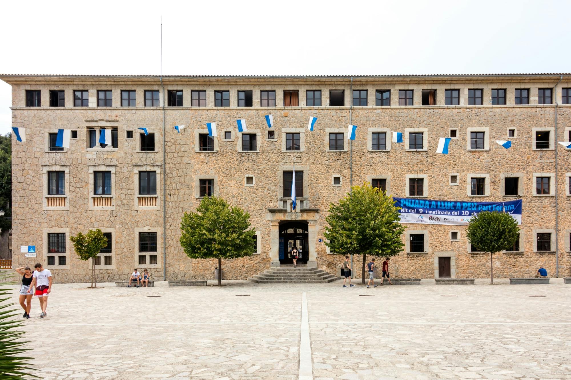 Tramuntana Villages Tour with VIP Historic Train Ride