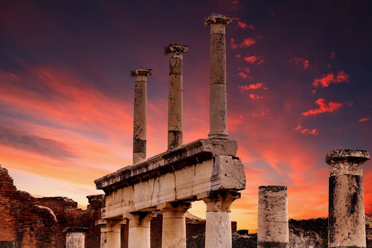 Tour a piedi autoguidato dei racconti segreti audio di Pompei