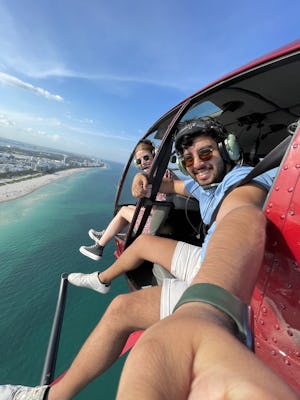 Passeio de helicóptero de 35 minutos em Miami Beach saindo de Fort Lauderdale